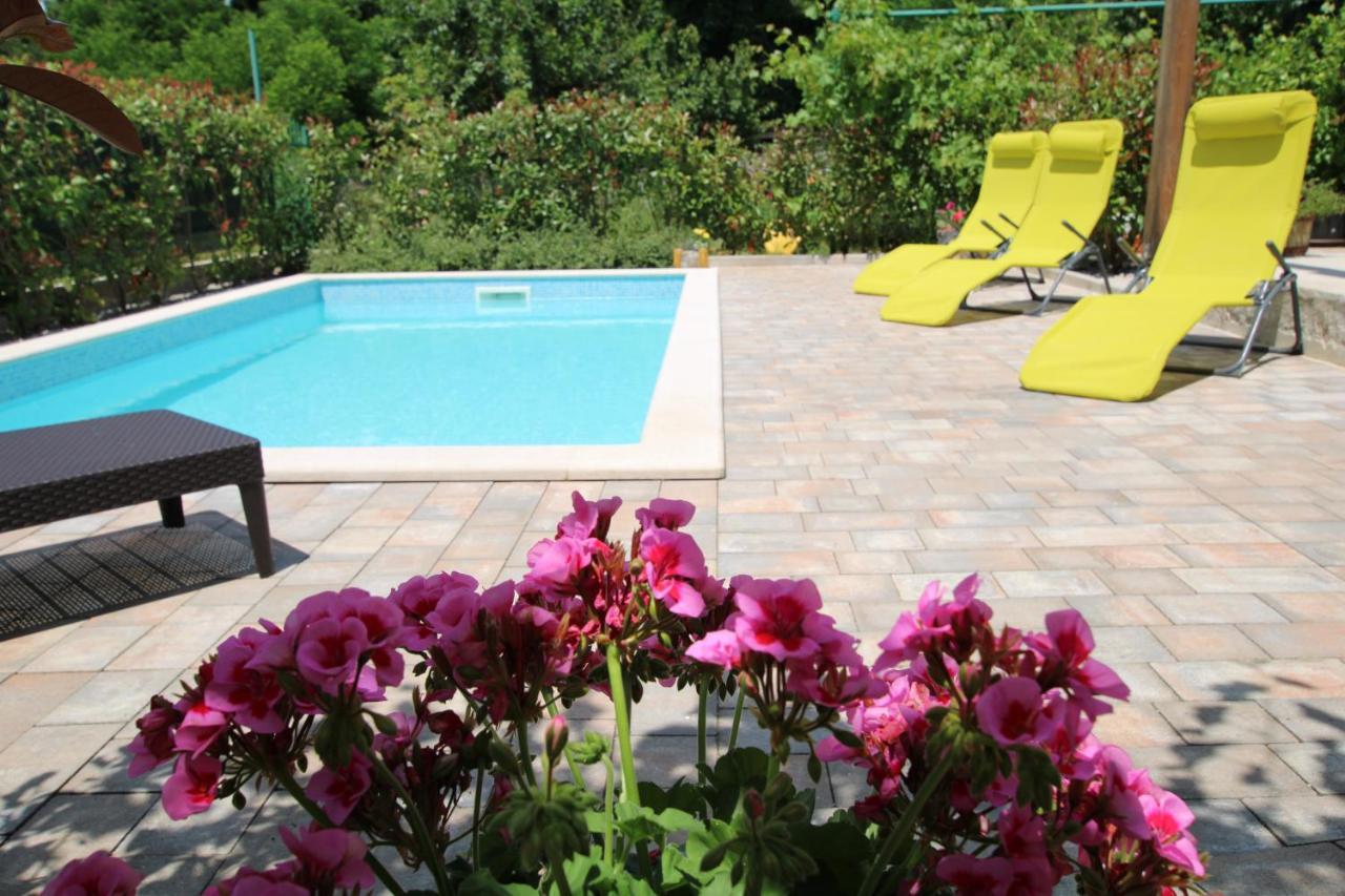 Labinci Apartments Green Garden מראה חיצוני תמונה